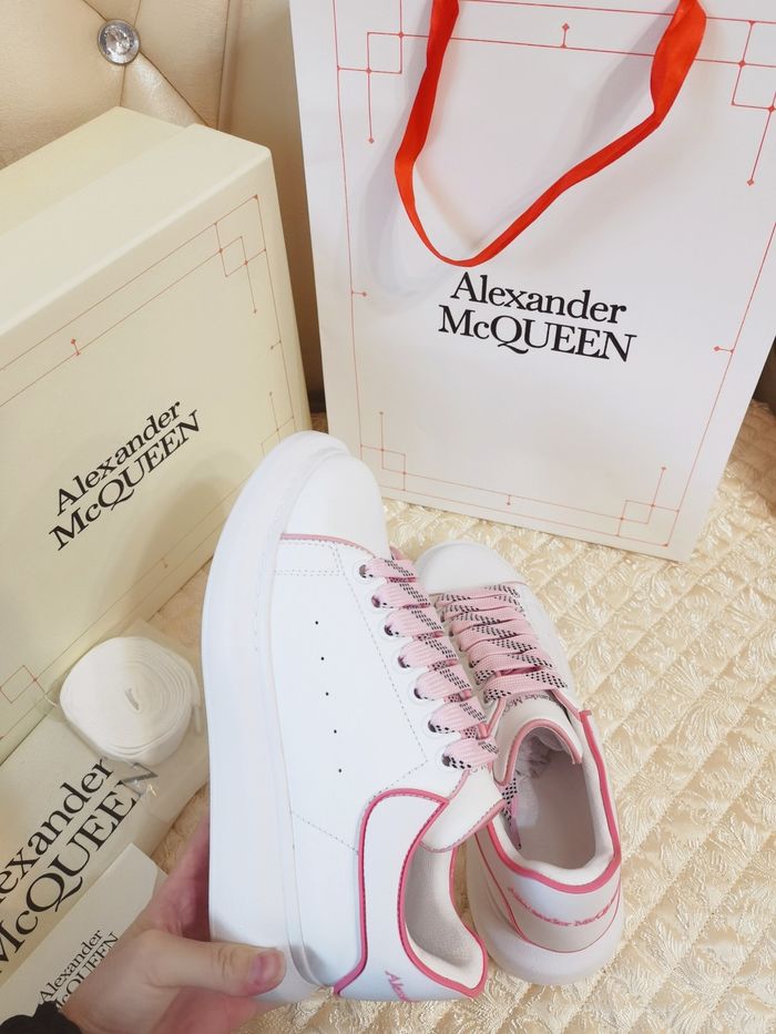 Alexander Mcqueen Couple Shoes AMS00021